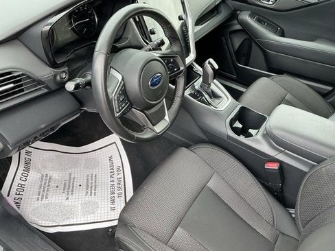 Used 2025 Subaru Outback Premium image 15