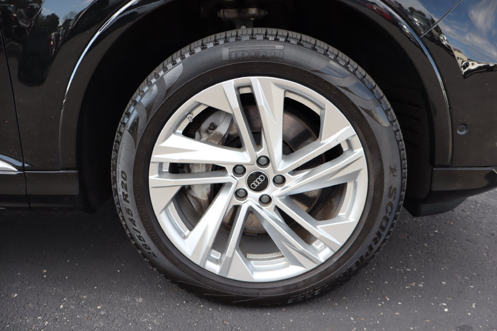 Used 2024 Audi Q7 3.0T Premium Plus AWD/4WD image 14