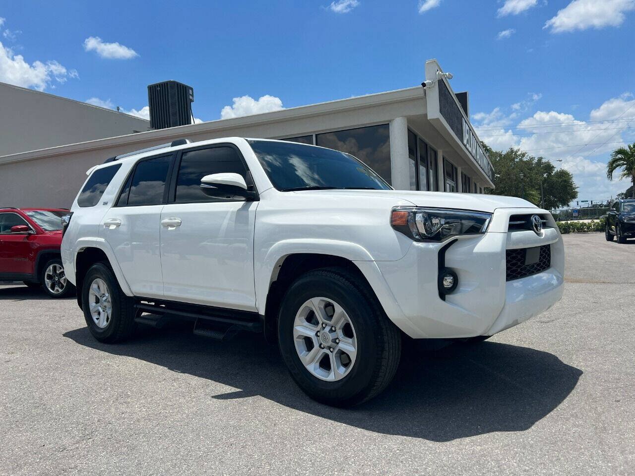 Used 2022 Toyota 4Runner SR5 Premium w/ Moonroof Package RWD image 1
