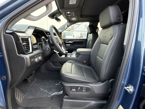 New 2026 GMC Sierra 1500 Denali w/ Technology Package AWD/4WD image 13