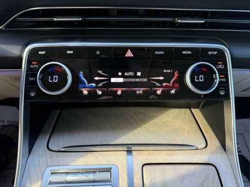 Used 2023 Genesis GV80 3.5T w/ Prestige Package image 28