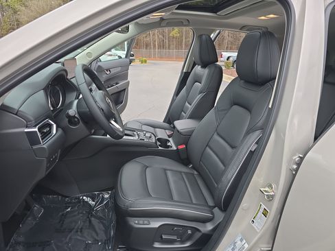 Used 2025 MAZDA CX-5 AWD 2.5 S w/ Preferred Package image 17