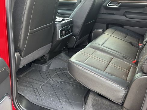 Used 2024 Chevrolet Silverado 1500 High Country w/ High Country Premium Package image 28