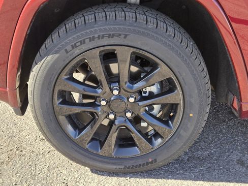 Used 2019 Jeep Grand Cherokee Altitude image 7