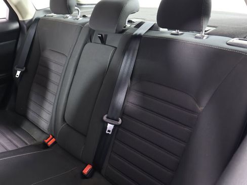 Used 2020 Ford Fusion SE image 17