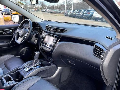 Certified 2022 Nissan Rogue Sport SL image 14