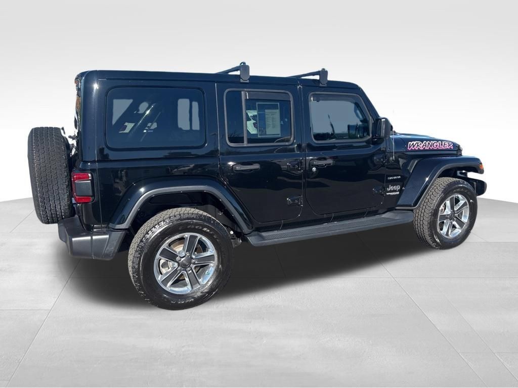 Used 2022 Jeep Wrangler Unlimited Sahara w/ LED Lighting Group AWD/4WD image 7