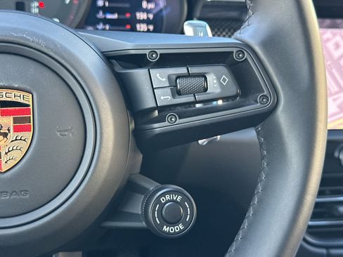 Used 2025 Porsche Macan GTS image 28