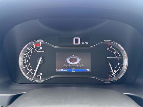 Used 2016 Honda Pilot Touring image 17