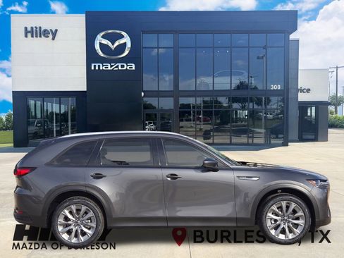 New 2026 MAZDA CX-90 3.3 Turbo w/ Preferred Package AWD/4WD image 5