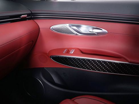 Used 2024 Genesis GV70 3.5T Sport w/ Sport Prestige Package image 22