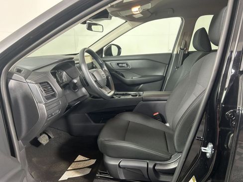 Certified 2025 Nissan Rogue S image 12