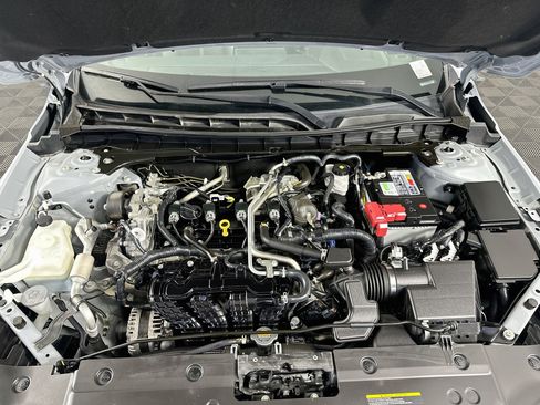 Used 2023 Nissan Altima 2.5 SR FWD image 33