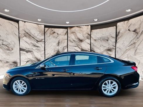 Used 2018 Chevrolet Malibu LT image 13