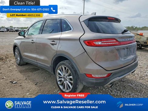 Used 2018 Lincoln MKC Reserve image 3