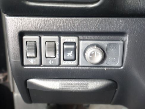 Used 2003 INFINITI QX4 4WD image 31