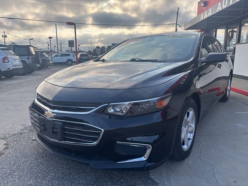 Used 2018 Chevrolet Malibu LS FWD image 10
