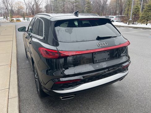Used 2025 Audi Q5 Premium Plus w/ Premium Plus image 28