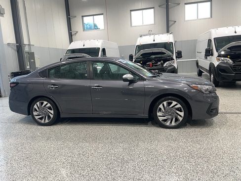Used 2025 Subaru Legacy Touring XT AWD/4WD image 4
