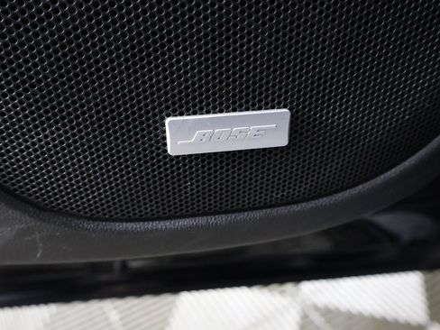 Used 2023 GMC Acadia SLT image 52