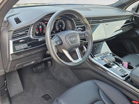 Used 2025 Audi Q7 3.0T Premium Plus AWD/4WD image 10
