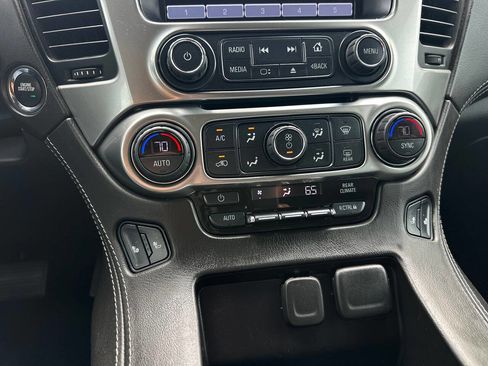 Used 2020 Chevrolet Tahoe LT image 32