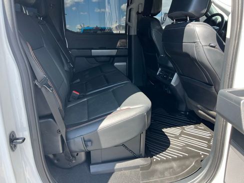 Used 2023 Ford F250 Lariat w/ Lariat Ultimate Package AWD/4WD image 17
