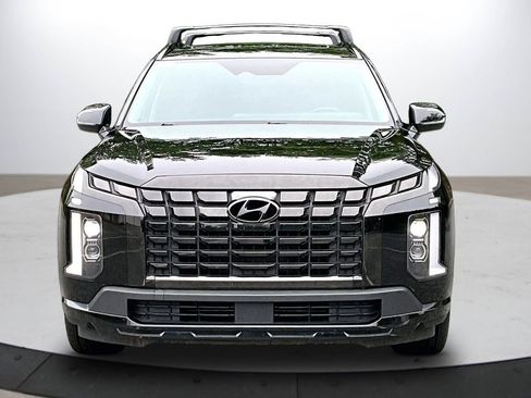 Used 2024 Hyundai Palisade XRT FWD image 3