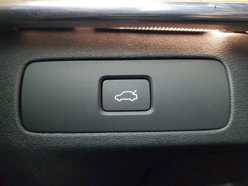 Certified 2023 Volvo XC90 B5 Plus w/ Protection Package Premier image 36