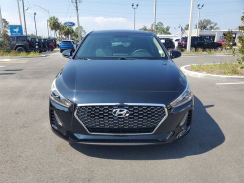 Used 2020 Hyundai Elantra GT image 5