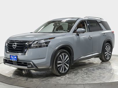 Used 2022 Nissan Pathfinder Platinum