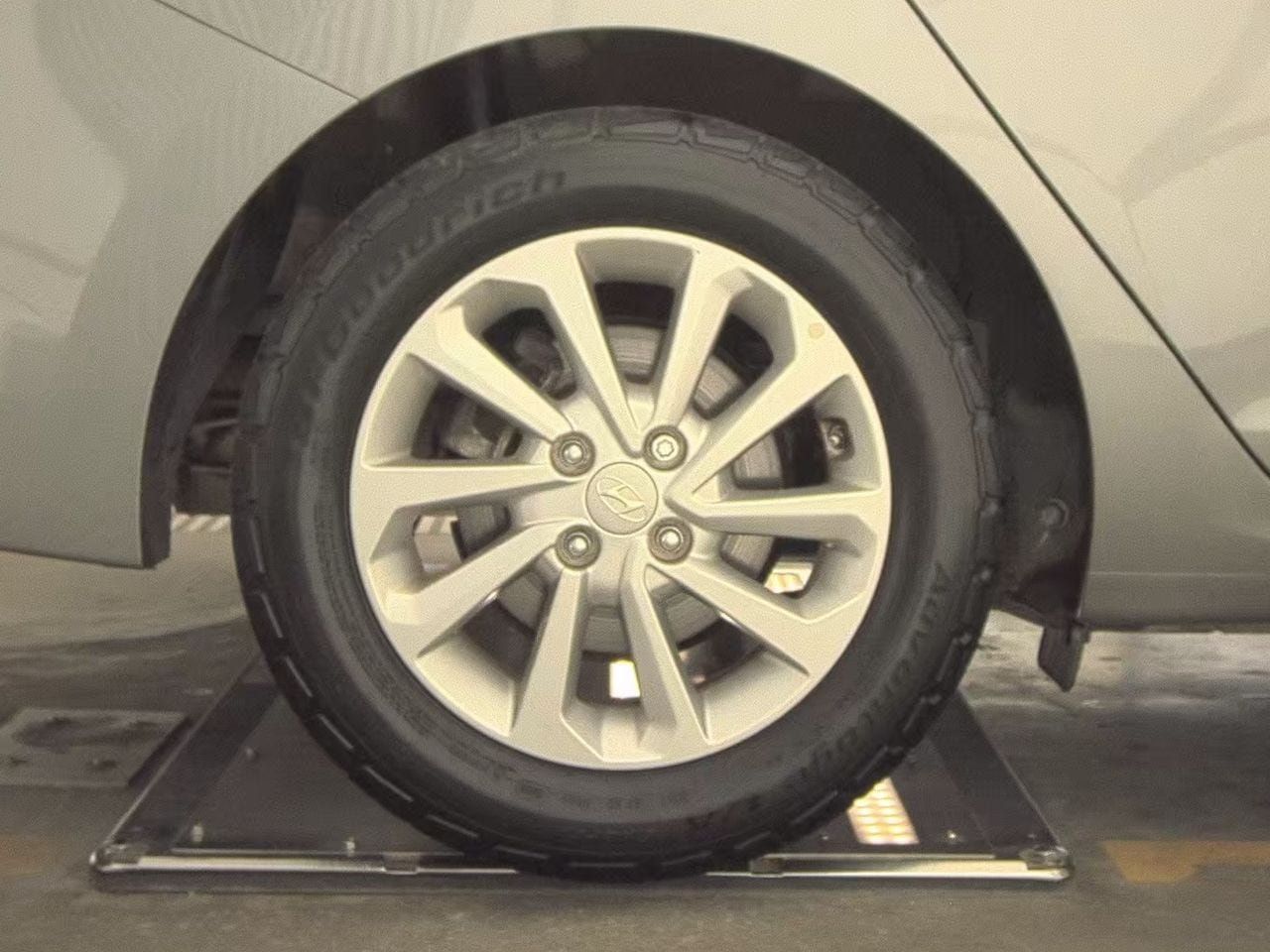 Used 2022 Hyundai Accent SEL FWD image 10