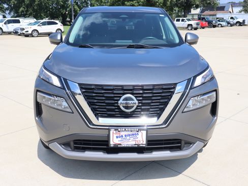 Used 2021 Nissan Rogue SV AWD/4WD image 2