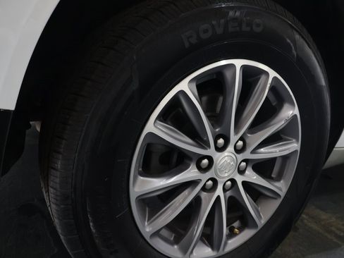 Used 2022 Buick Enclave Premium image 32