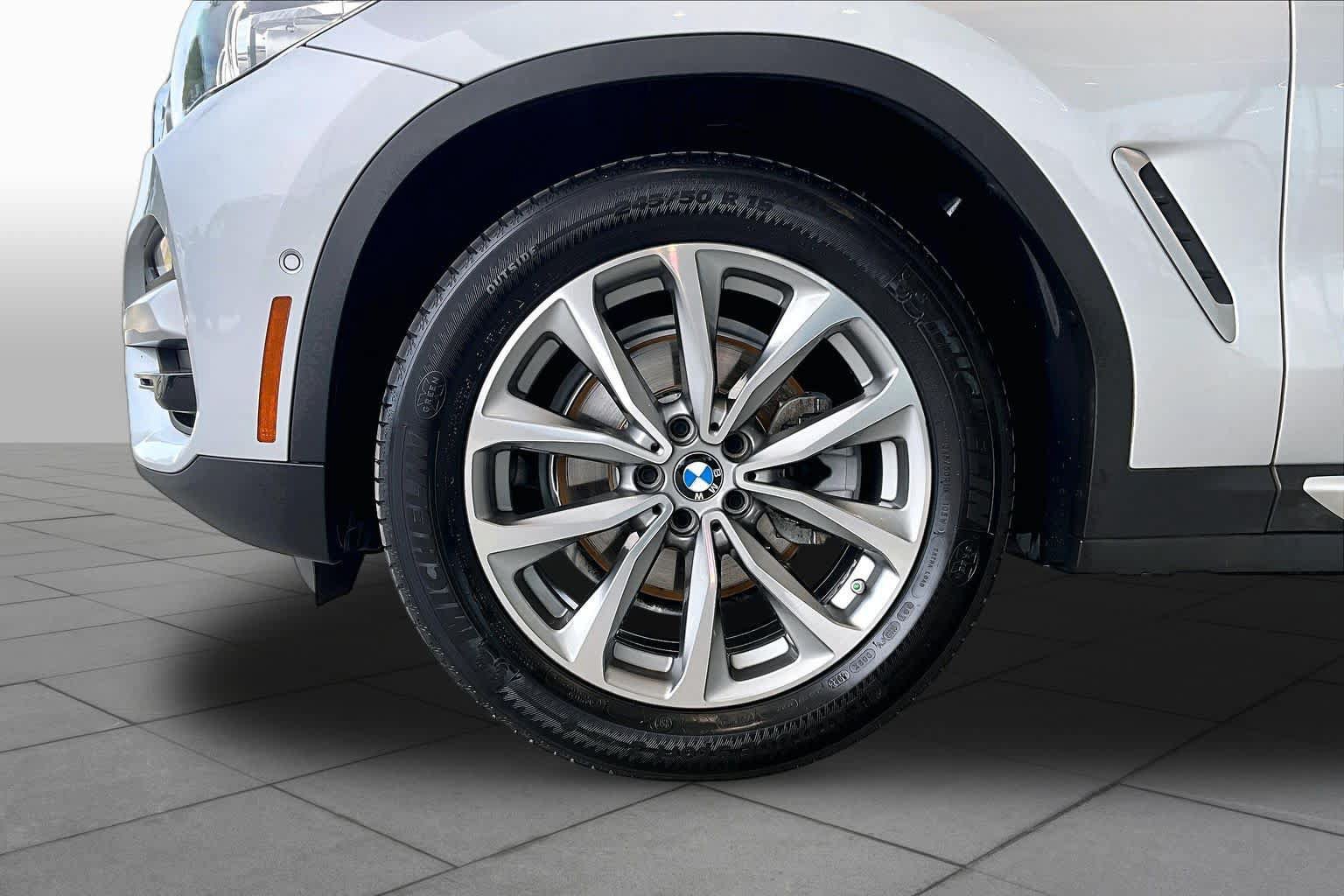 Used 2019 BMW X3 sDrive30i w/ Premium Package RWD image 10