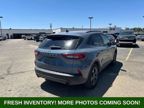 Used 2025 Ford Escape ST-Line FWD image 3