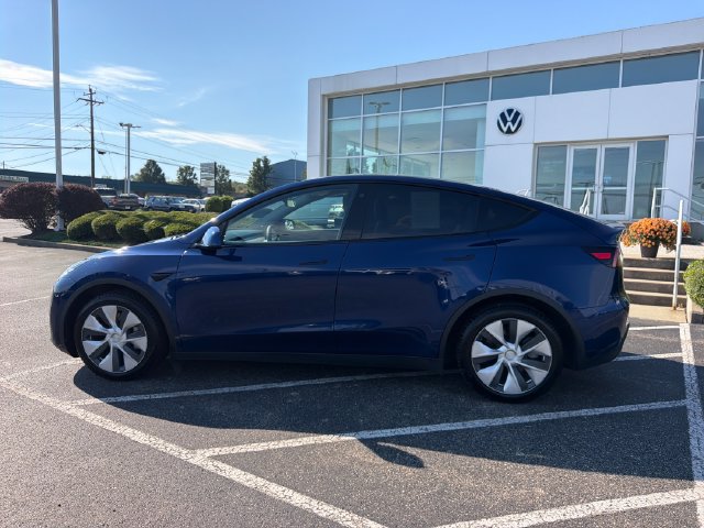 Used 2021 Tesla Model Y Long Range AWD/4WD image 7