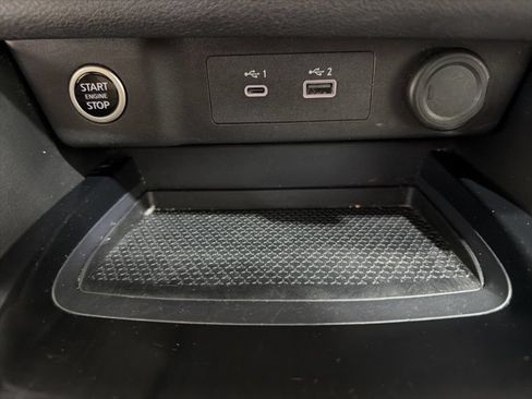 Used 2023 Nissan Rogue SV FWD image 24