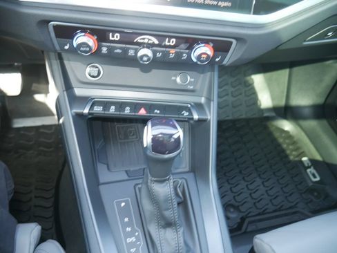 Certified 2023 Audi Q3 2.0T Premium Plus w/ Premium Plus Package AWD/4WD image 38