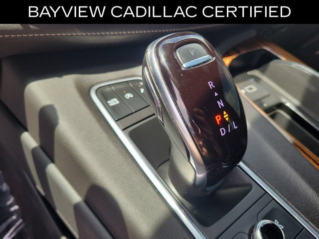 Certified 2022 Cadillac Escalade Premium Luxury RWD image 42