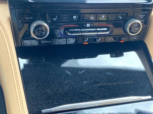 Certified 2025 Jeep Grand Cherokee Summit image 38