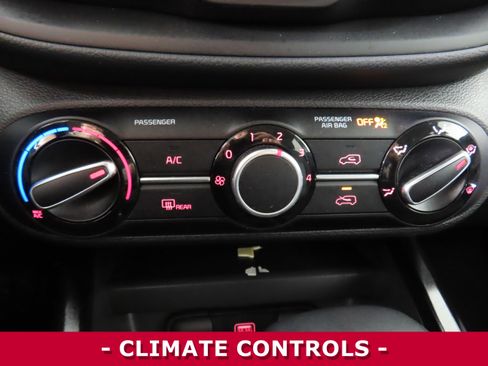 Used 2020 Kia Soul GT-Line image 17