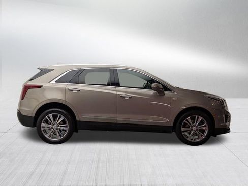 Certified 2023 Cadillac XT5 Premium Luxury image 4