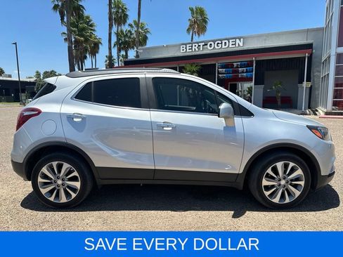 Used 2020 Buick Encore Preferred FWD image 3