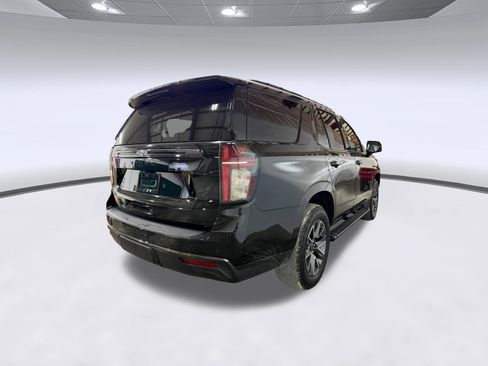 Used 2021 Chevrolet Tahoe Z71 w/ Z71 Signature Package AWD/4WD image 8