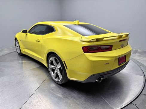 Used 2017 Chevrolet Camaro SS RWD image 7