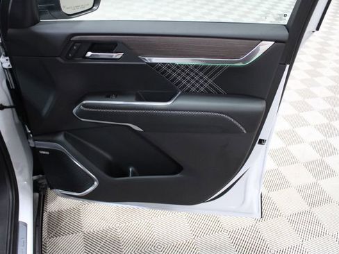 New 2026 GMC Acadia Denali w/ Super Cruise Package AWD/4WD image 24