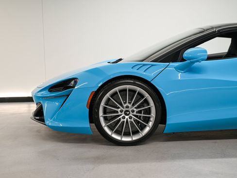 New 2026 McLaren Artura Spider RWD image 6
