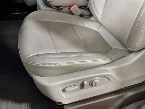 Used 2019 Chevrolet Silverado 1500 LTZ RWD image 22