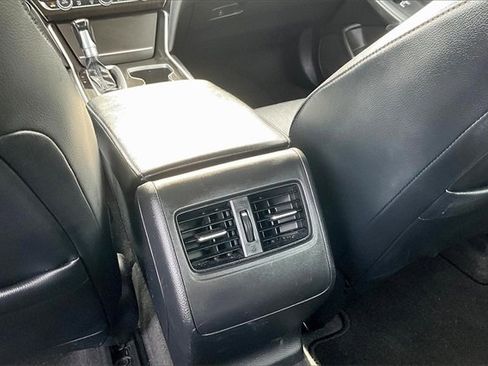 Used 2018 Honda Accord Touring image 25